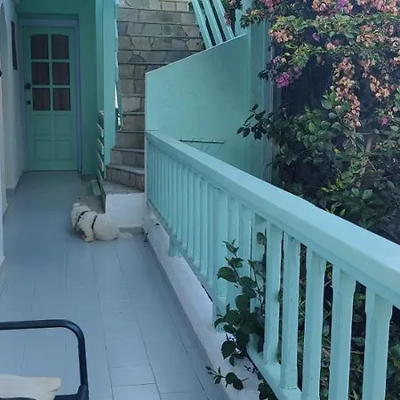Mary'S Studios Agia Pelagia  Exterior photo